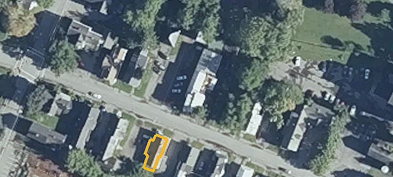 Multi-Unit Apartment Building with Garage