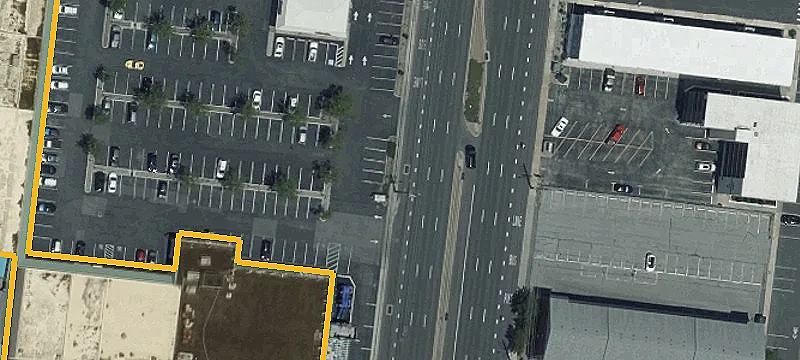 Anchored Shopping Center Retail Space