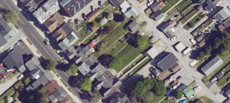 6-Unit Apartment Building