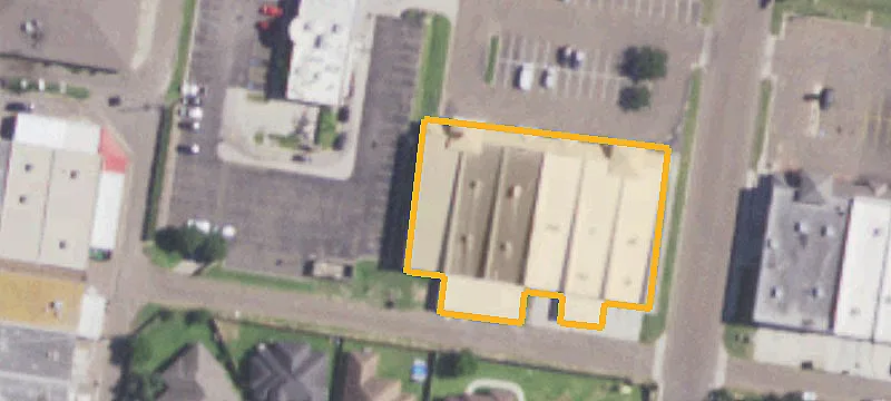 Retail Space with Open Shell