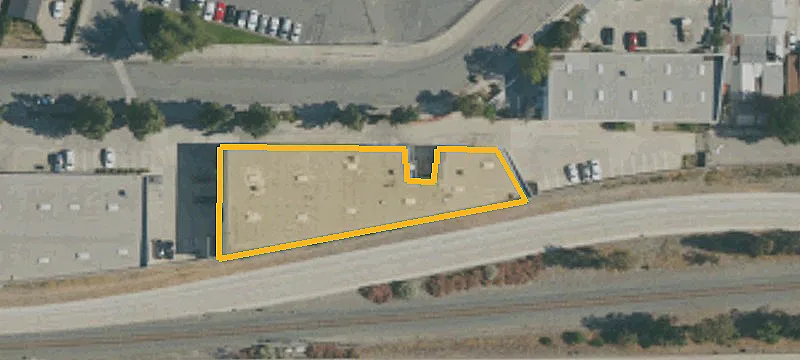 End-Unit Tilt-Up Warehouse