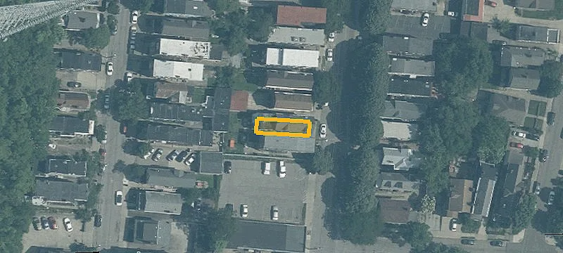 5-Family Brick Apartment Building