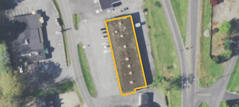 Open-Layout Retail Space