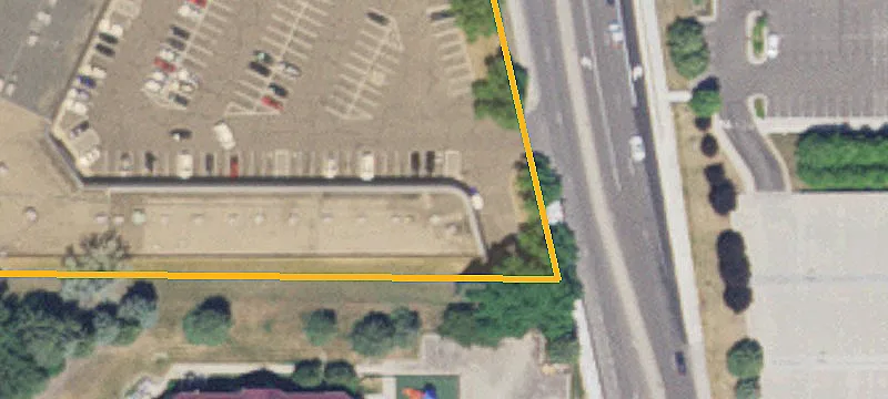 Retail Space in Shopping Center