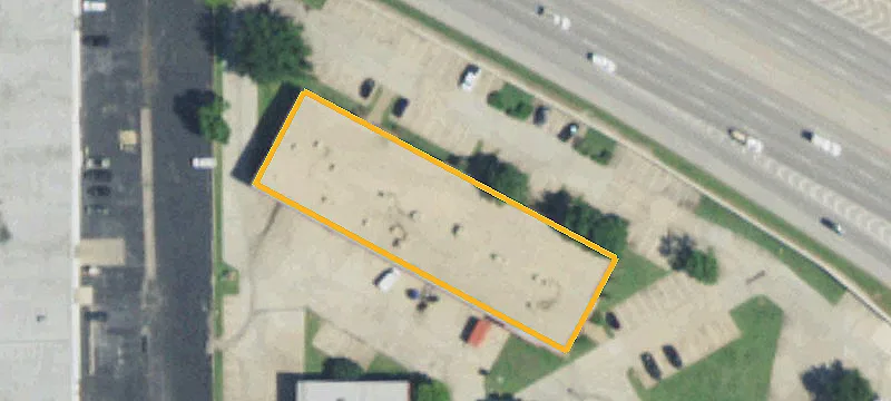 Warehouse Space with Grade-Level Doors