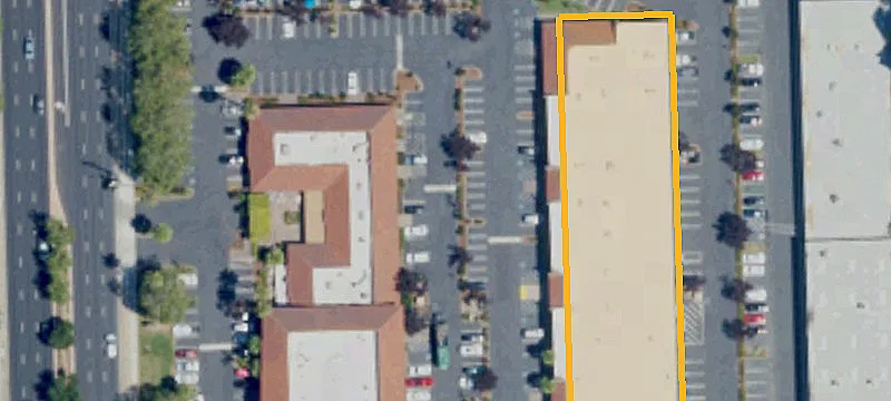 Office Suites at Signalized Intersection