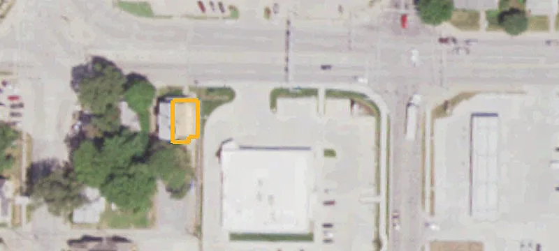 Retail Space Near Courthouse Square