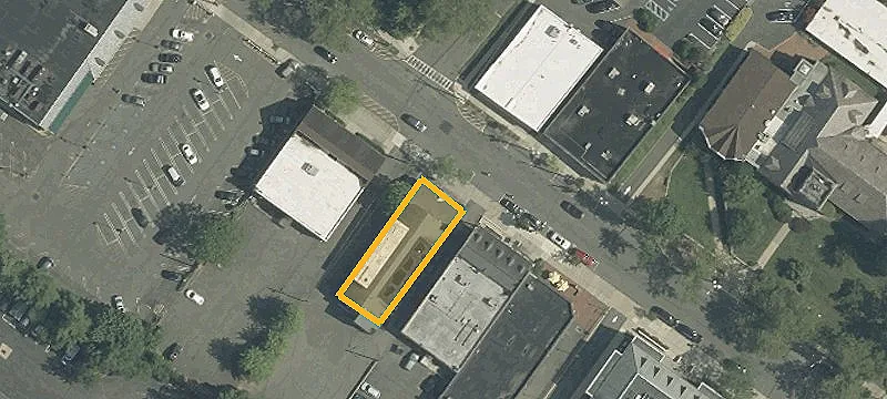 Retail Space with On-Site Parking