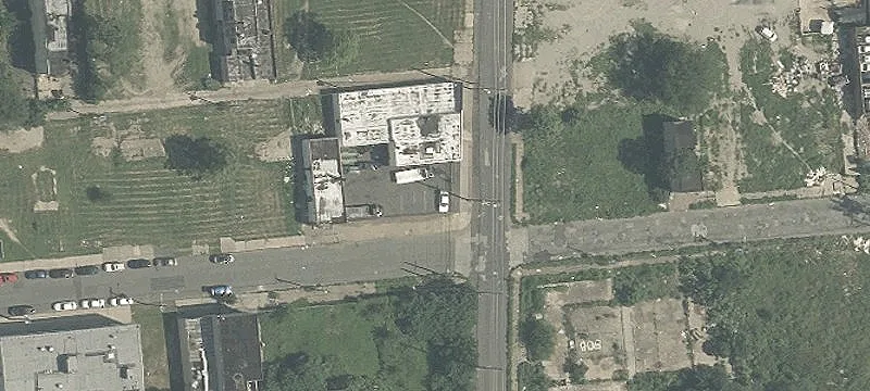 Flex Space with Fenced Lot