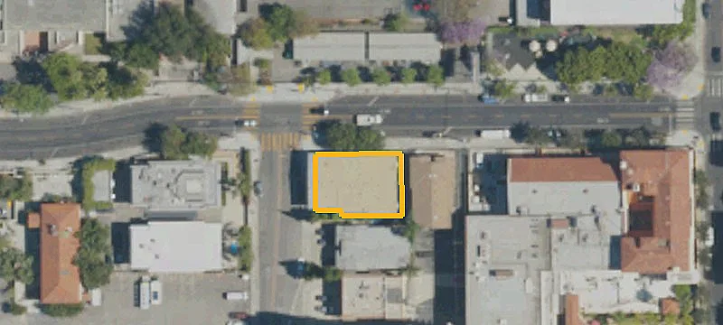 10-Unit Apartment Building