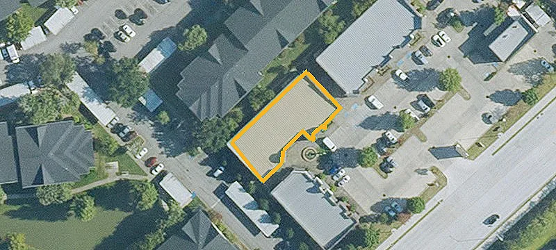 Retail Space Along Kaliste Saloom Road