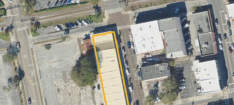 Open-Layout Retail Space