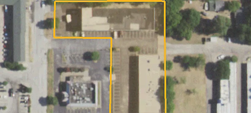 Shopping Center with Flexible Suites