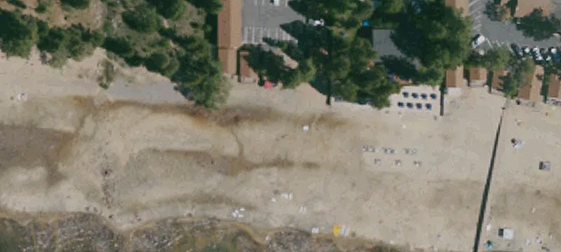 Lakefront Resort with Sandy Beach