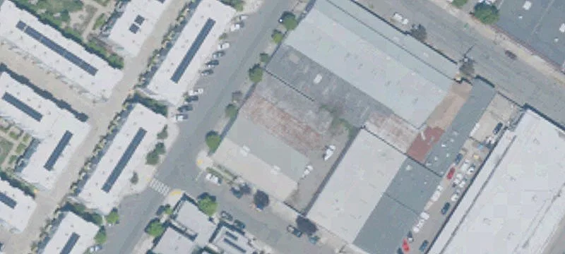Warehouse with Open Floor Plan