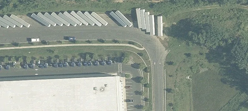 Distribution Center with Dock Loading