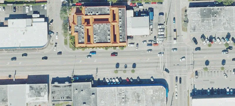 End-Cap Retail Suite