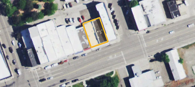Bar and Pub Property with Retail Space