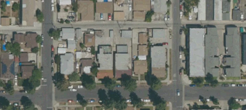 6-Unit Apartment Building