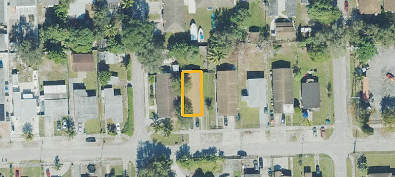 Updated Duplex With Fenced Yard