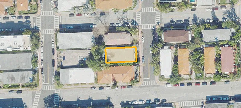 Updated 8-Unit Apartment Building