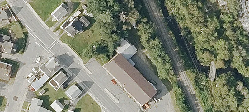 Warehouse with Loading Docks