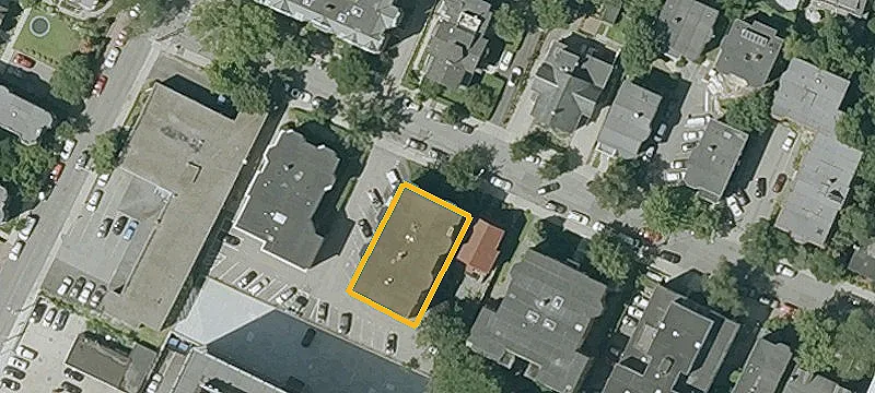 Third-Floor Residential Income Property
