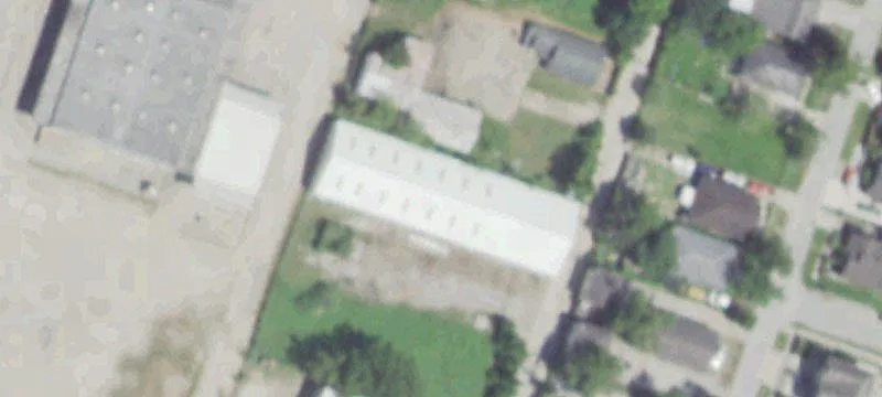 Renovated Flex Space with Yard