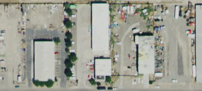 Flex Space With Overhead Doors