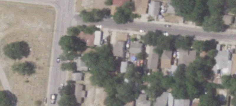 Three-Unit Triplex with Mixed Layouts