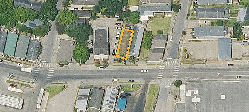 Furnished Duplex with Office Space