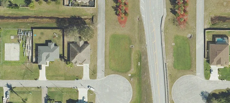 Commercial Land with Automotive Improvements