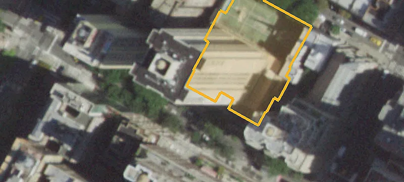 Four-Unit Townhouse with Garden