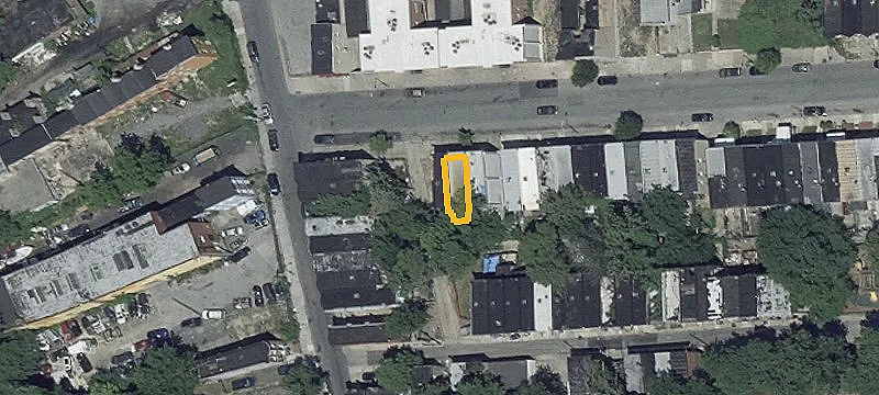 Zella’s Pizza Restaurant Building
