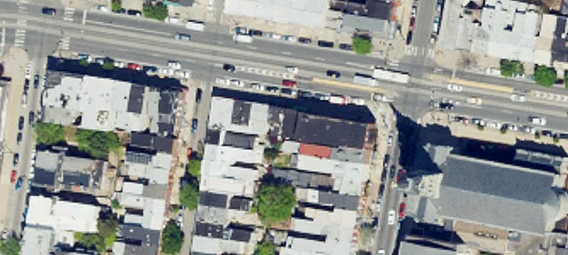 Retail Space with Three Frontages