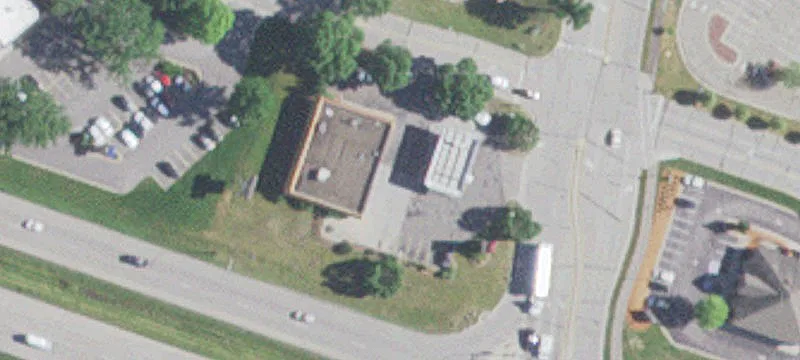 Anchored Shopping Center With National Tenants