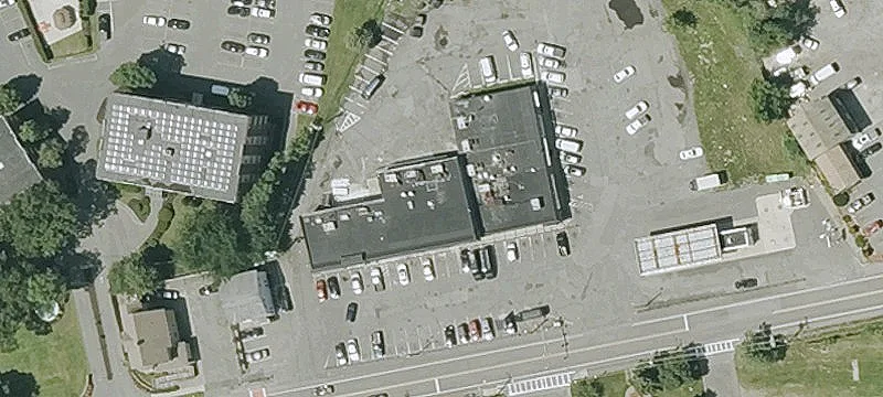 Ground-Level Flex Space