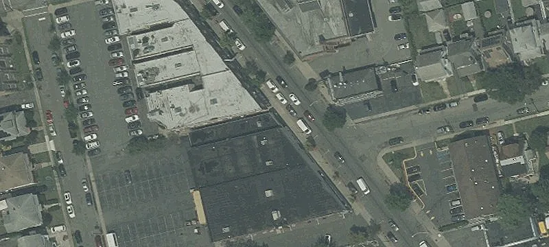 Open-Layout Retail Space