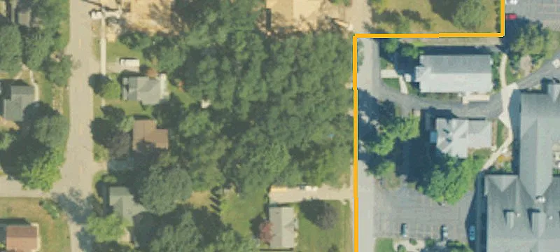 142 Charles Street, Elk Rapids, MI 49629