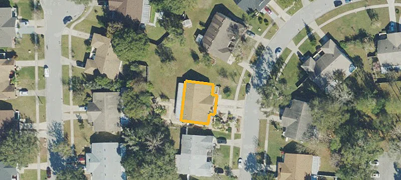 Well-Maintained Duplex with Garage