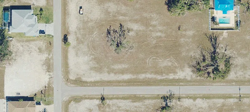 Vacant Commercial Land