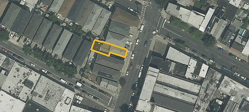 Duplex With Detached Garage