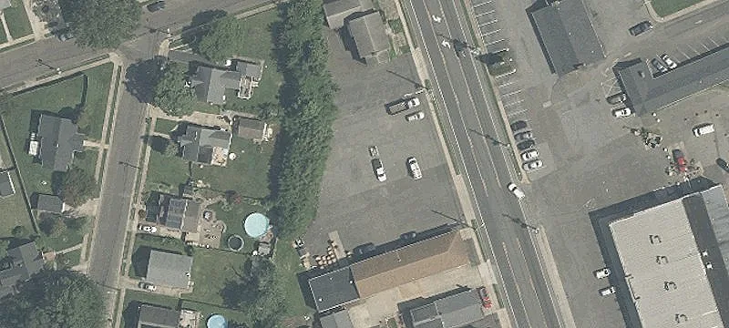 Corner Commercial Land With Building