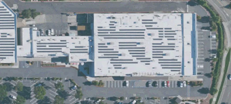 Grocery Space in Retail Building