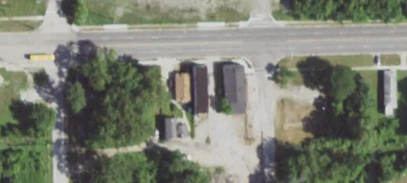 5-Unit Apartment Building