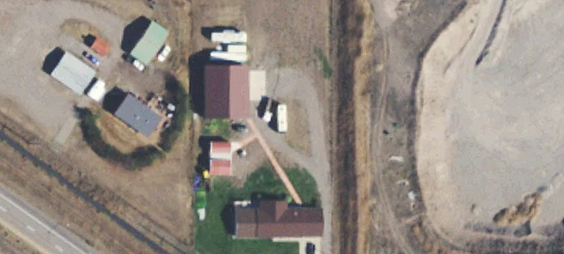 Mixed-Use Property With Shop