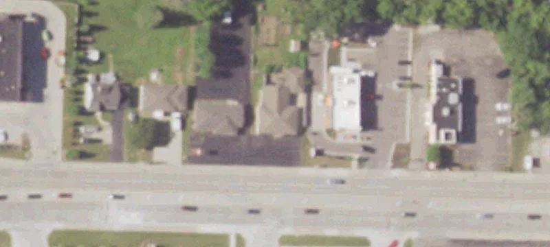 Mixed-Use Property with Living Quarters
