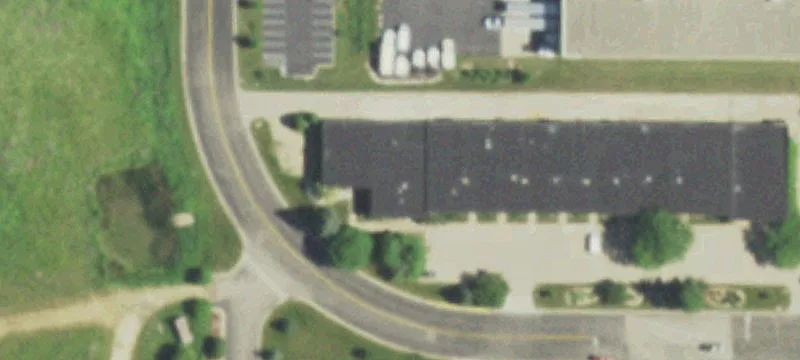 Flex Space with Overhead Door
