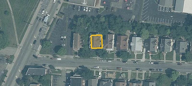 Brick Craftsman Triplex