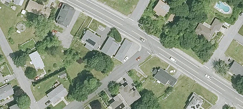 Mixed-Use Property with Duplex